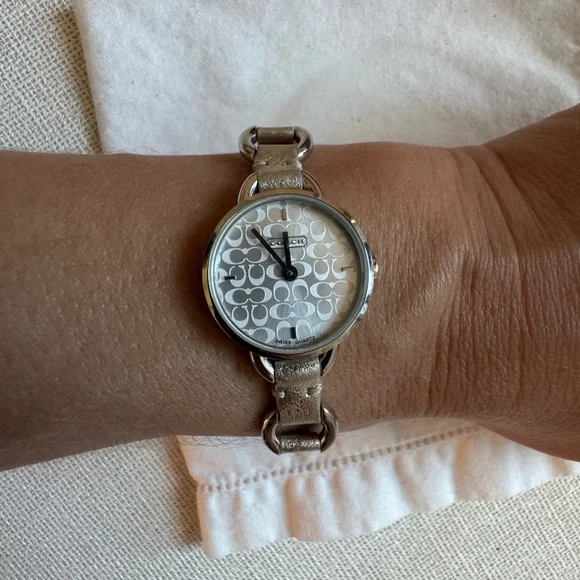Coach Metallic Platinum Leather and SS Watch - Picture 1 of 10